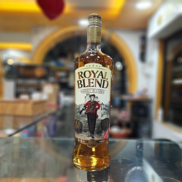 ROYAL BLEND WHISKY 1 LT LA BOLA DE ORO QUITO